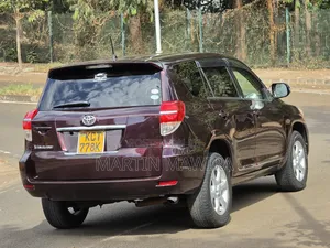 Toyota Vanguard 2011 Maroon