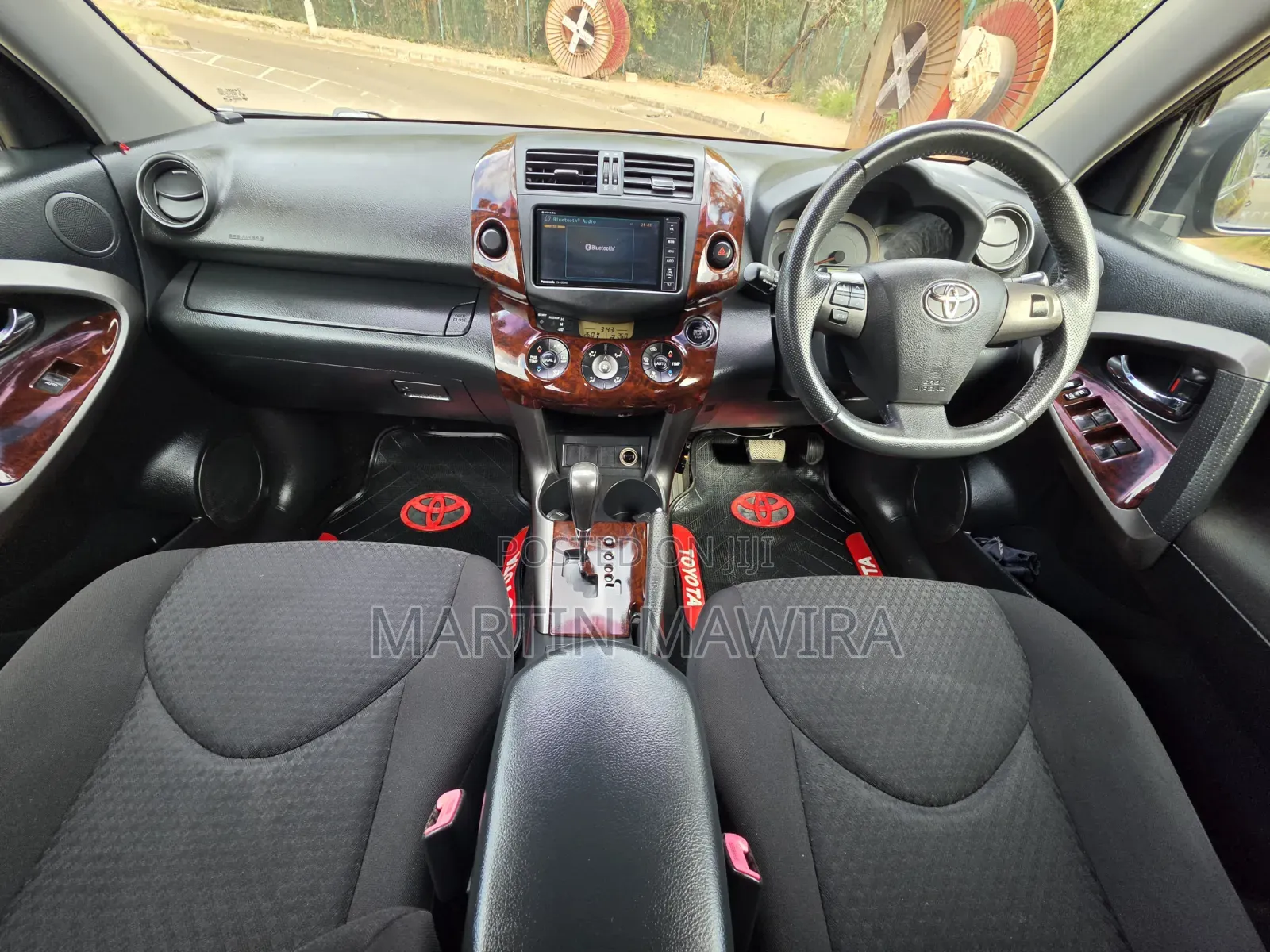 Toyota Vanguard 2011 Maroon