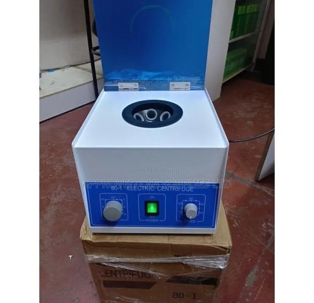 Centrifuge Machine 6 Tubes - main view
