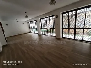 5bdrm Townhouse / Terrace in Lavington, Muthangari for rent