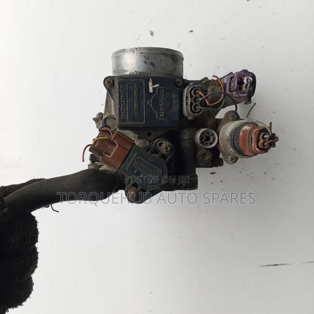 Nissan Hardbody Throttle Body
