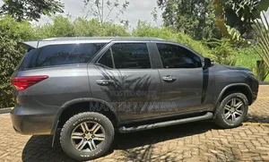 Toyota Fortuner 2016 Gray