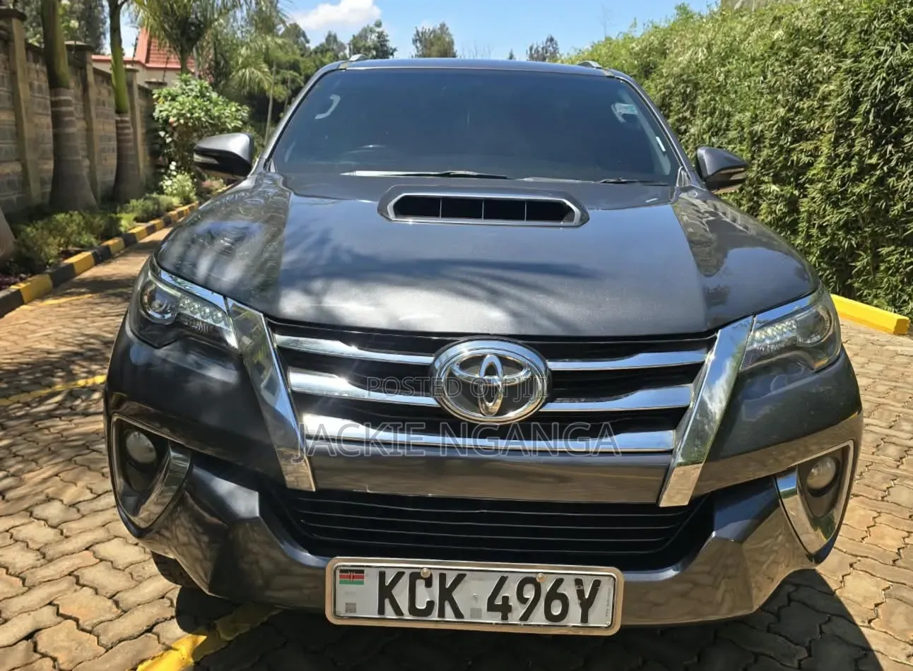 Toyota Fortuner 2016 Gray