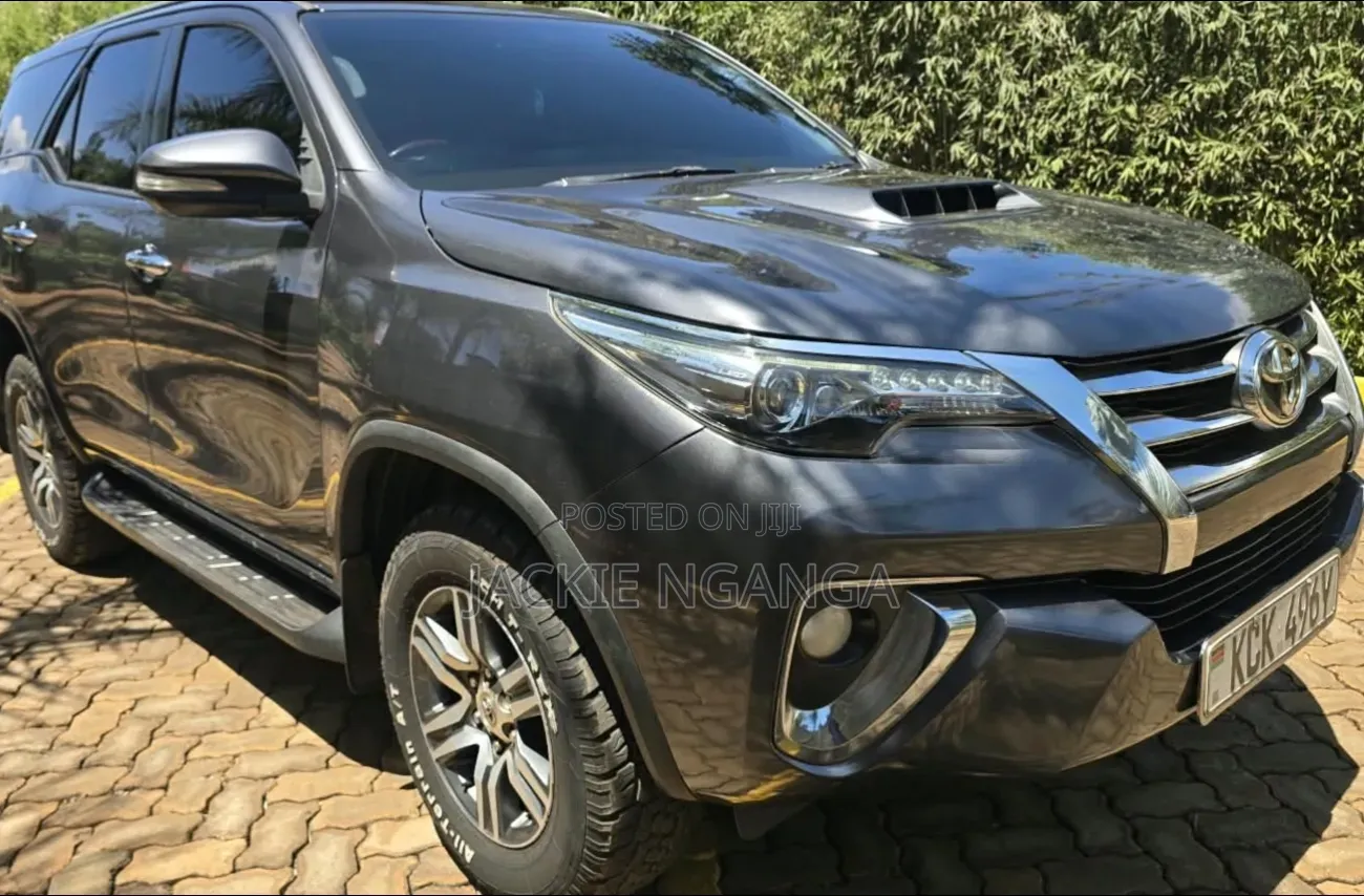 Toyota Fortuner 2016 Gray