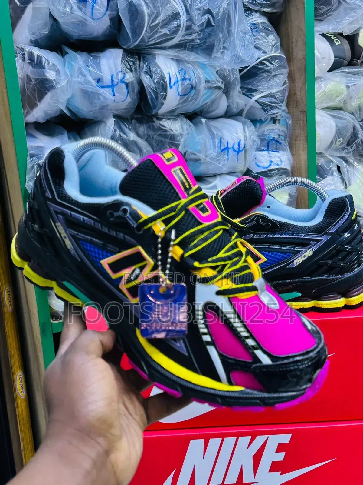 New Balance 1906 `Neon Nights’