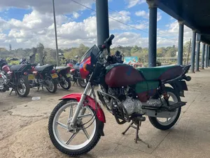 Bajaj Boxer 150 UG 2025 Red