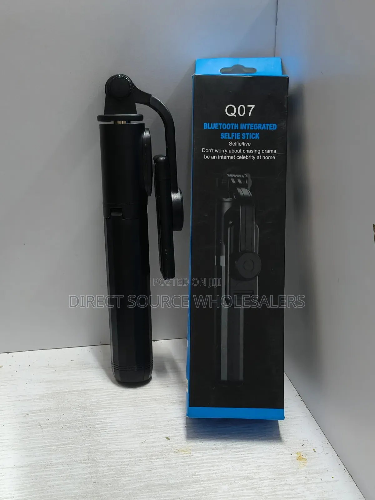 Q07 Portable Selfie Stick With Tripod & Bluetooth