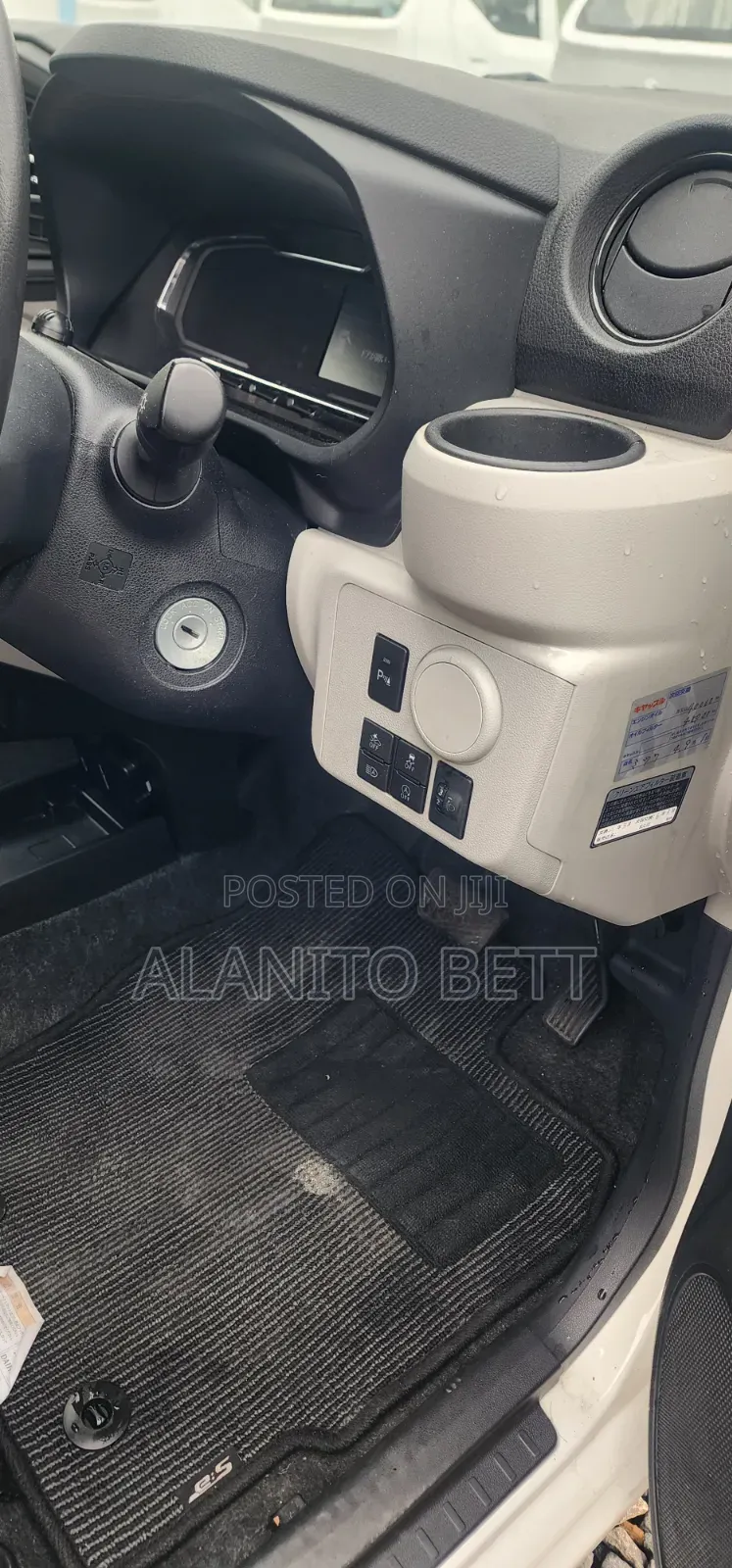 Daihatsu Mira 2019 White