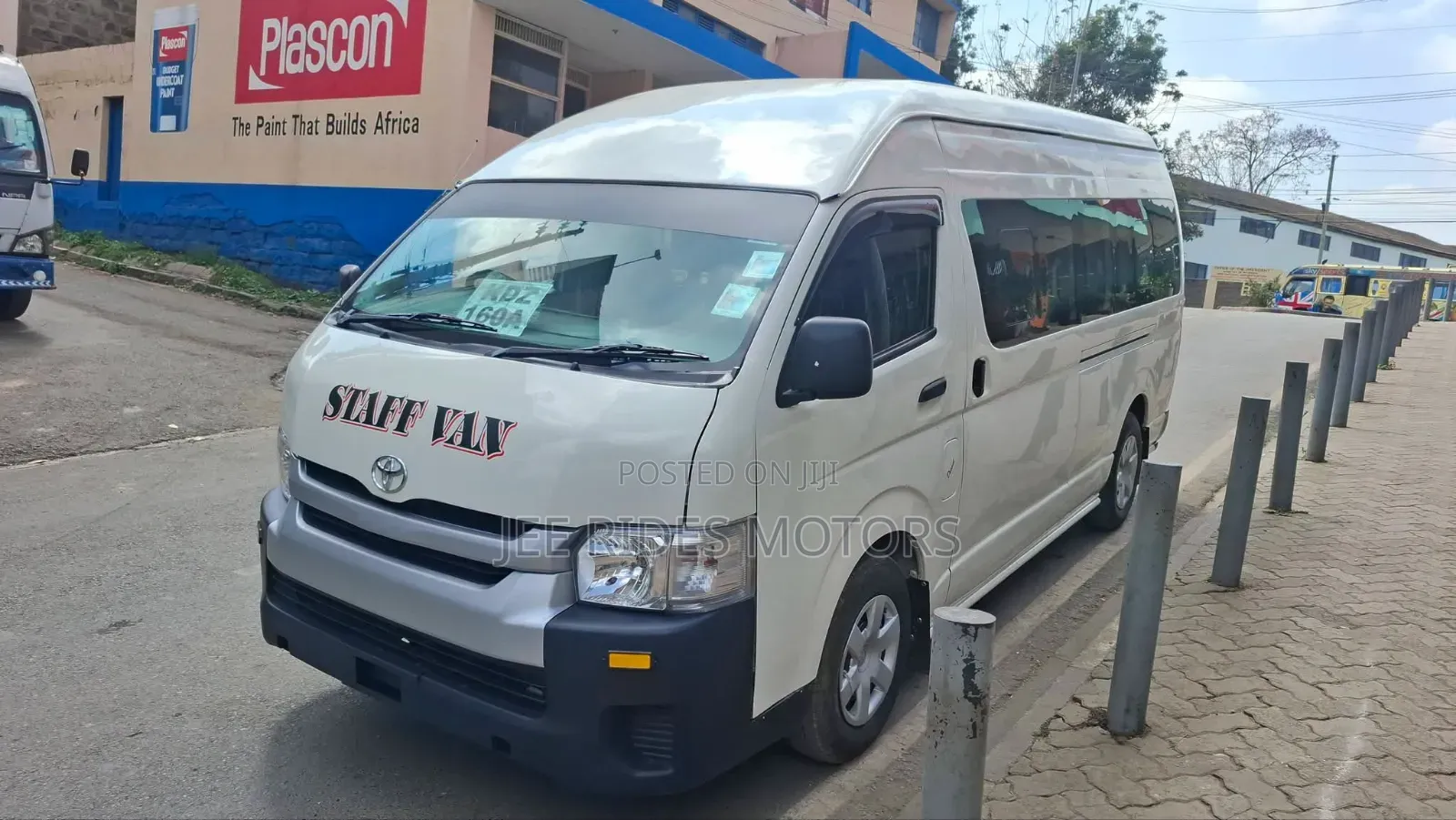 Toyota HiAce 2025 White