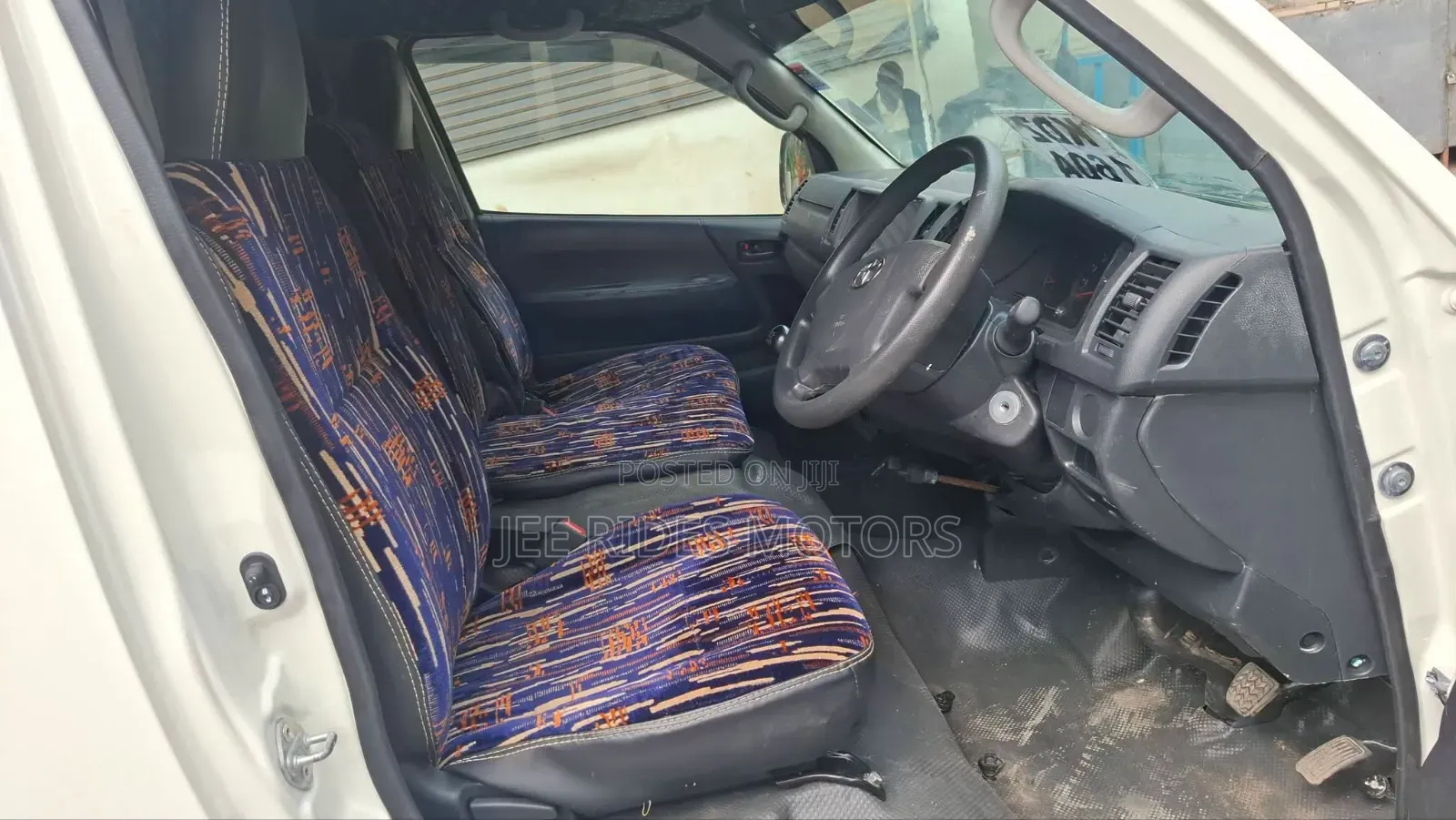 Toyota HiAce 2025 White