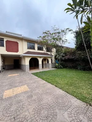 4bdrm Townhouse / Terrace in Kilimani, Hurlingham for rent