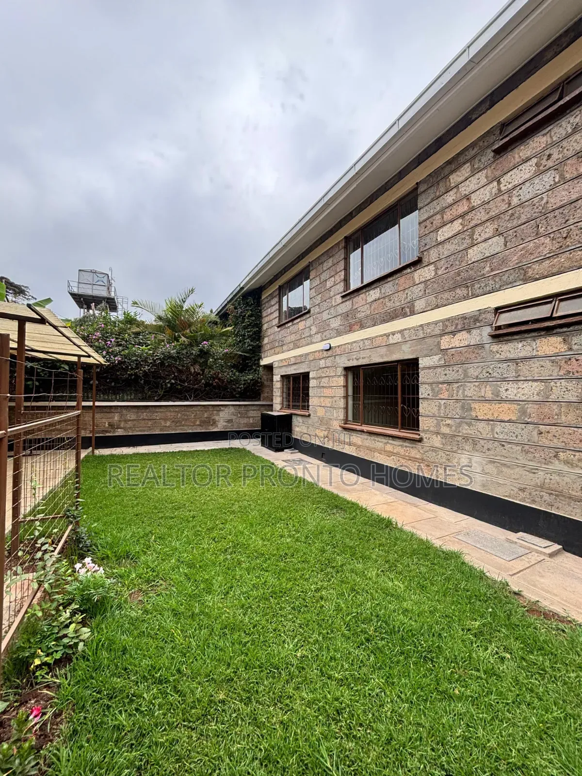 4bdrm Townhouse / Terrace in Kilimani, Hurlingham for rent