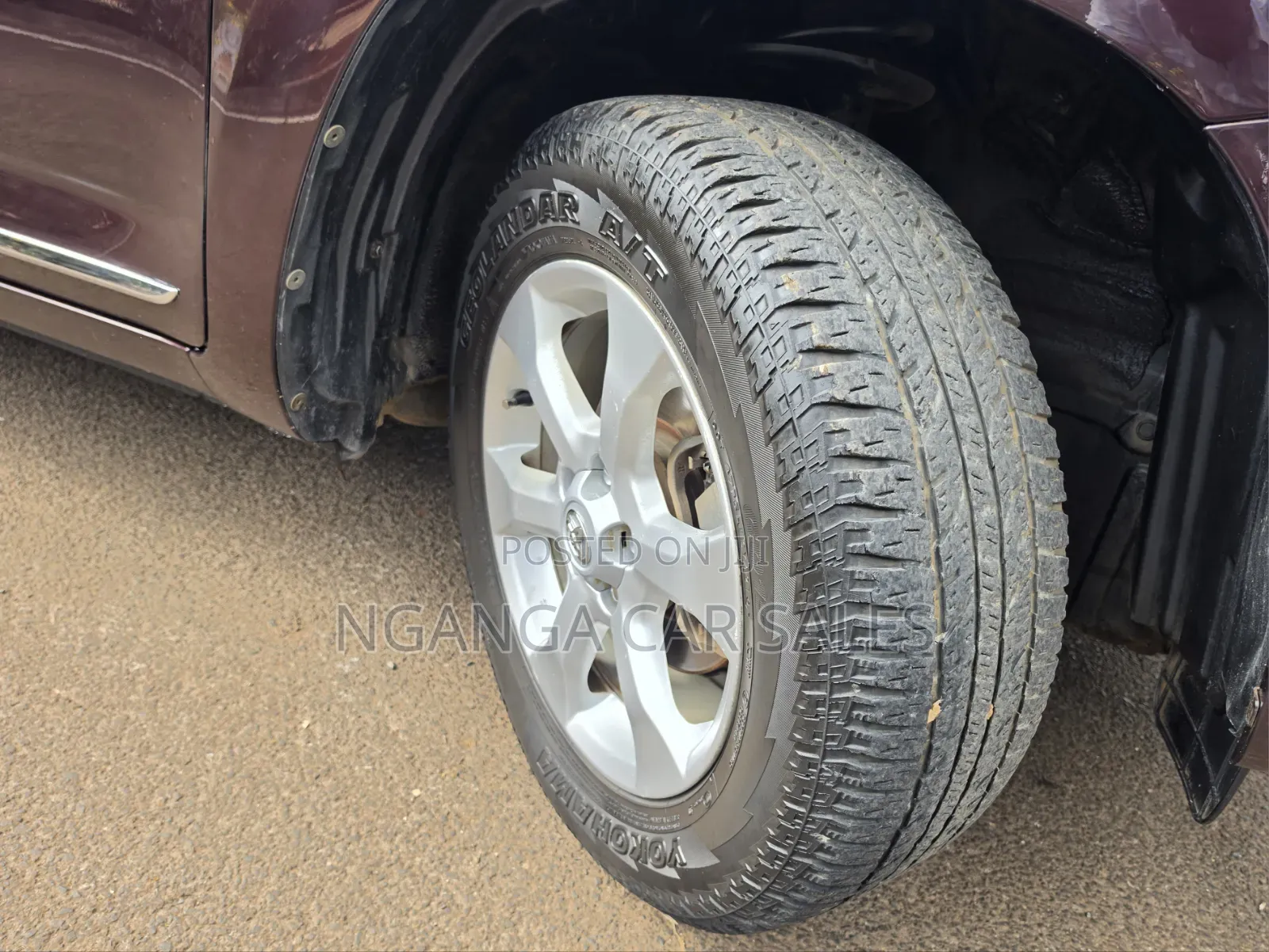Toyota Vanguard 2011 Maroon
