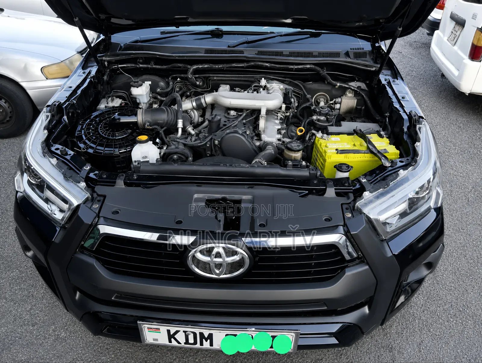 Toyota Hilux SR5 2013 Black