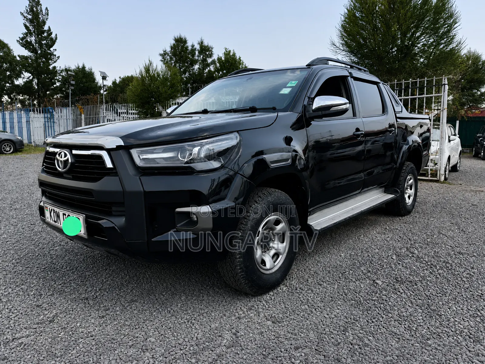 Toyota Hilux SR5 2013 Black