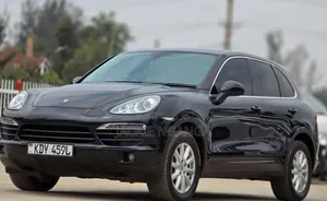 Porsche Cayenne 2014 White