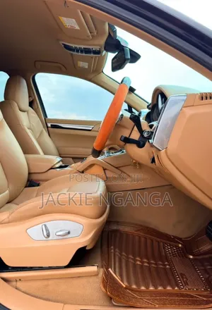 Porsche Cayenne 2014 White