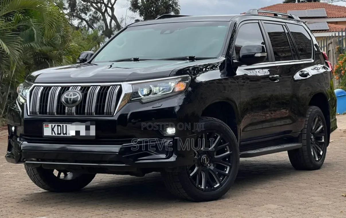 Toyota Land Cruiser Prado 2018 Black