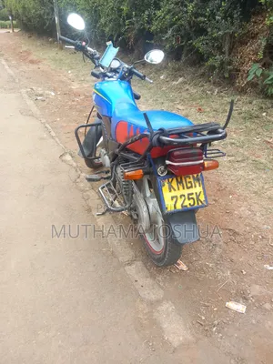 Honda CB 2024 Blue