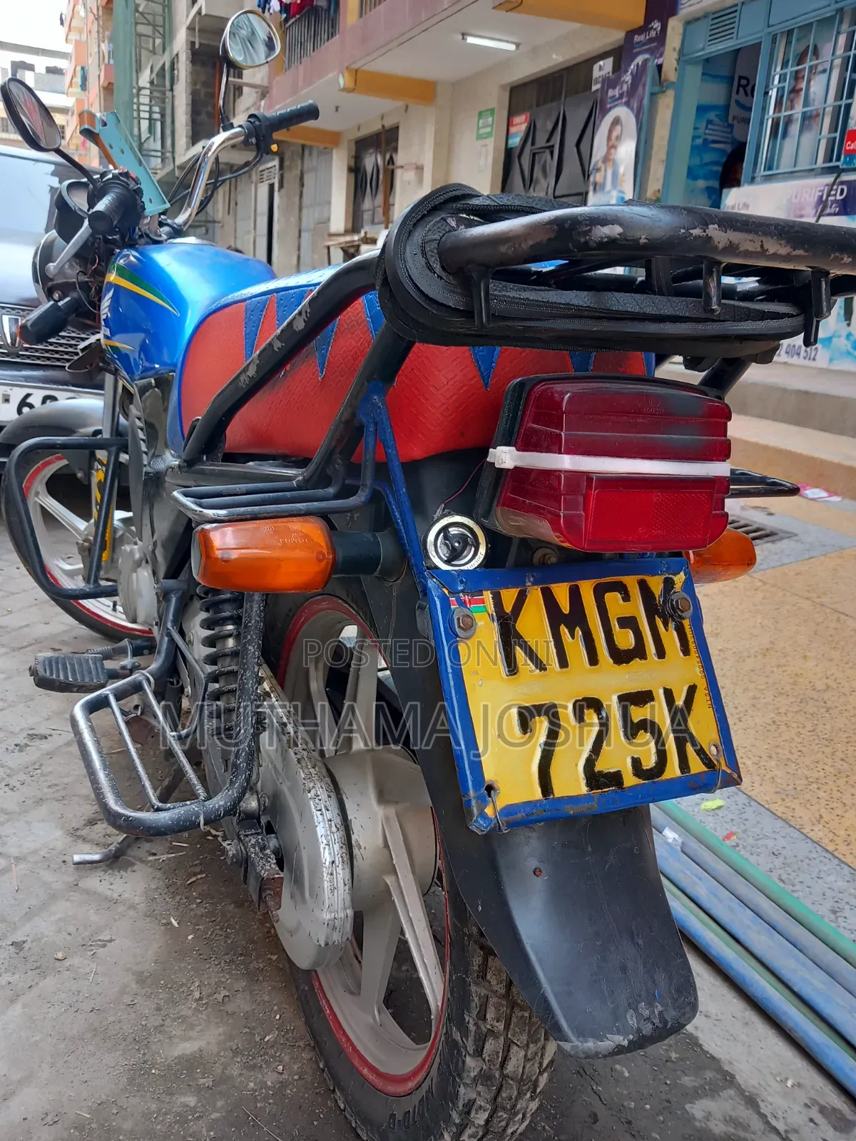 Honda CB 2024 Blue