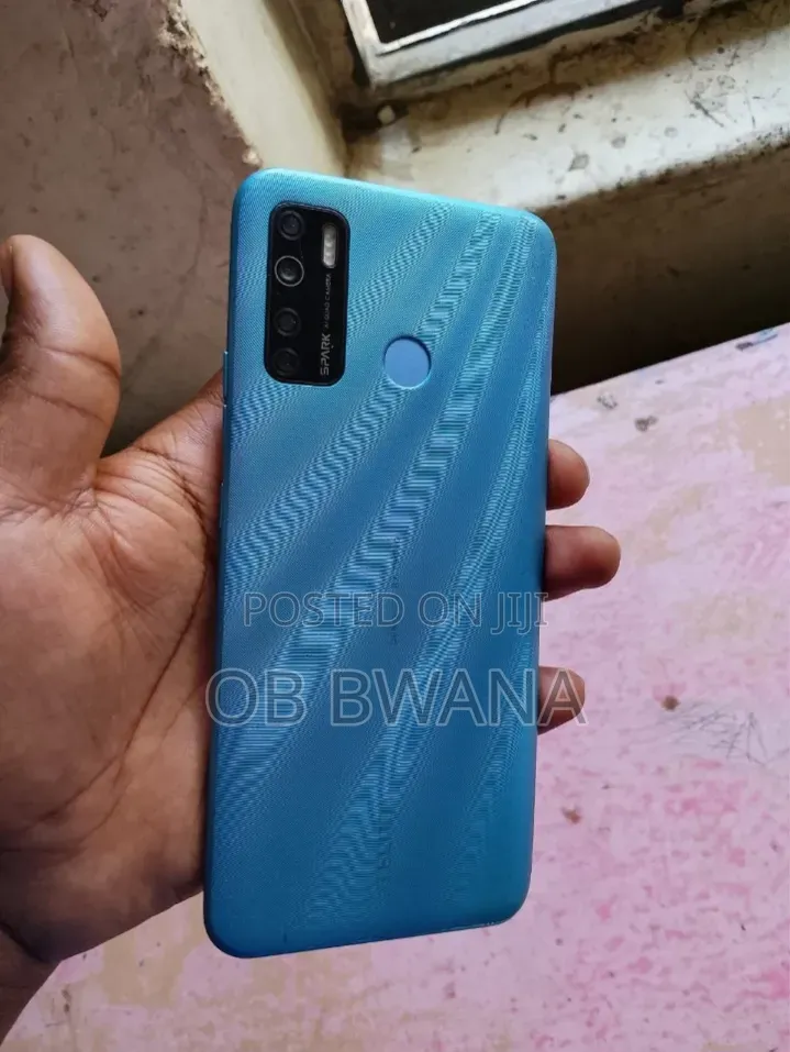 Tecno Spark 5 32 GB Blue