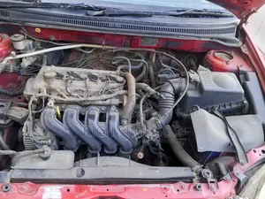 Toyota Corolla RunX 2003 Red