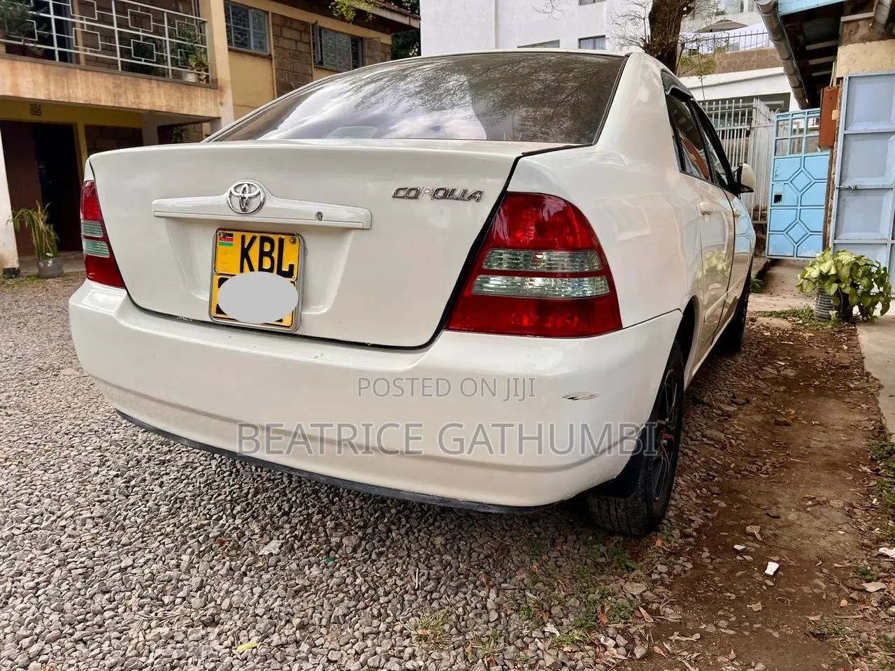 Toyota Corolla 2003 White