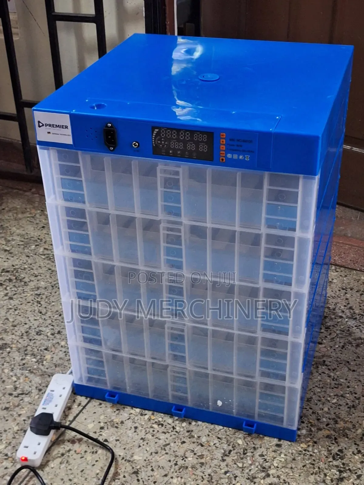Eggs Incubator 320 Eggs AC/Dc