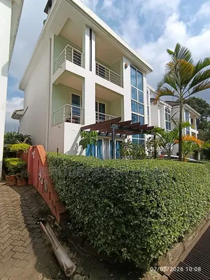 4bdrm Townhouse/Terrace in Lavington, Valley Arcade for sale