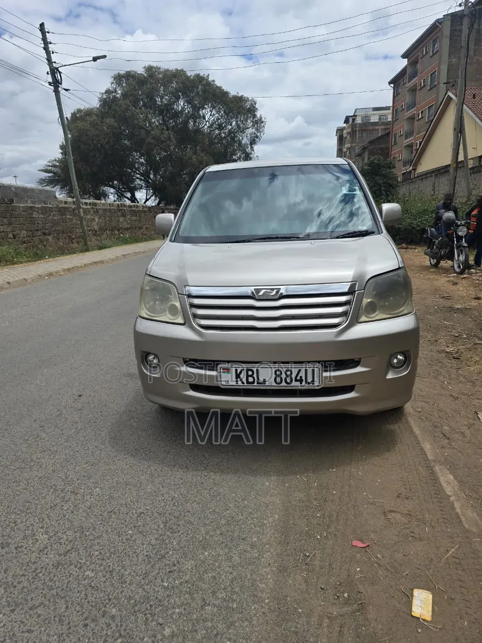 Toyota Noah 2007 Gold