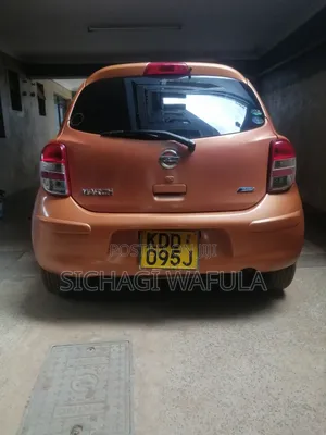 Nissan March 1.2 FWD 2013 Orange