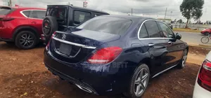 Mercedes-Benz C220 2019 Blue