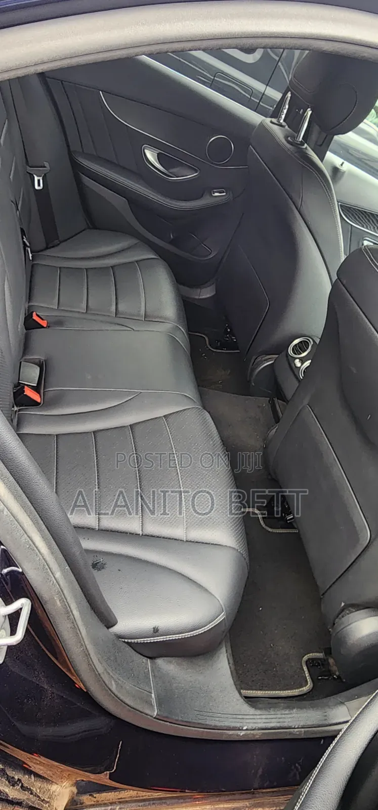 Mercedes-Benz C220 2019 Blue