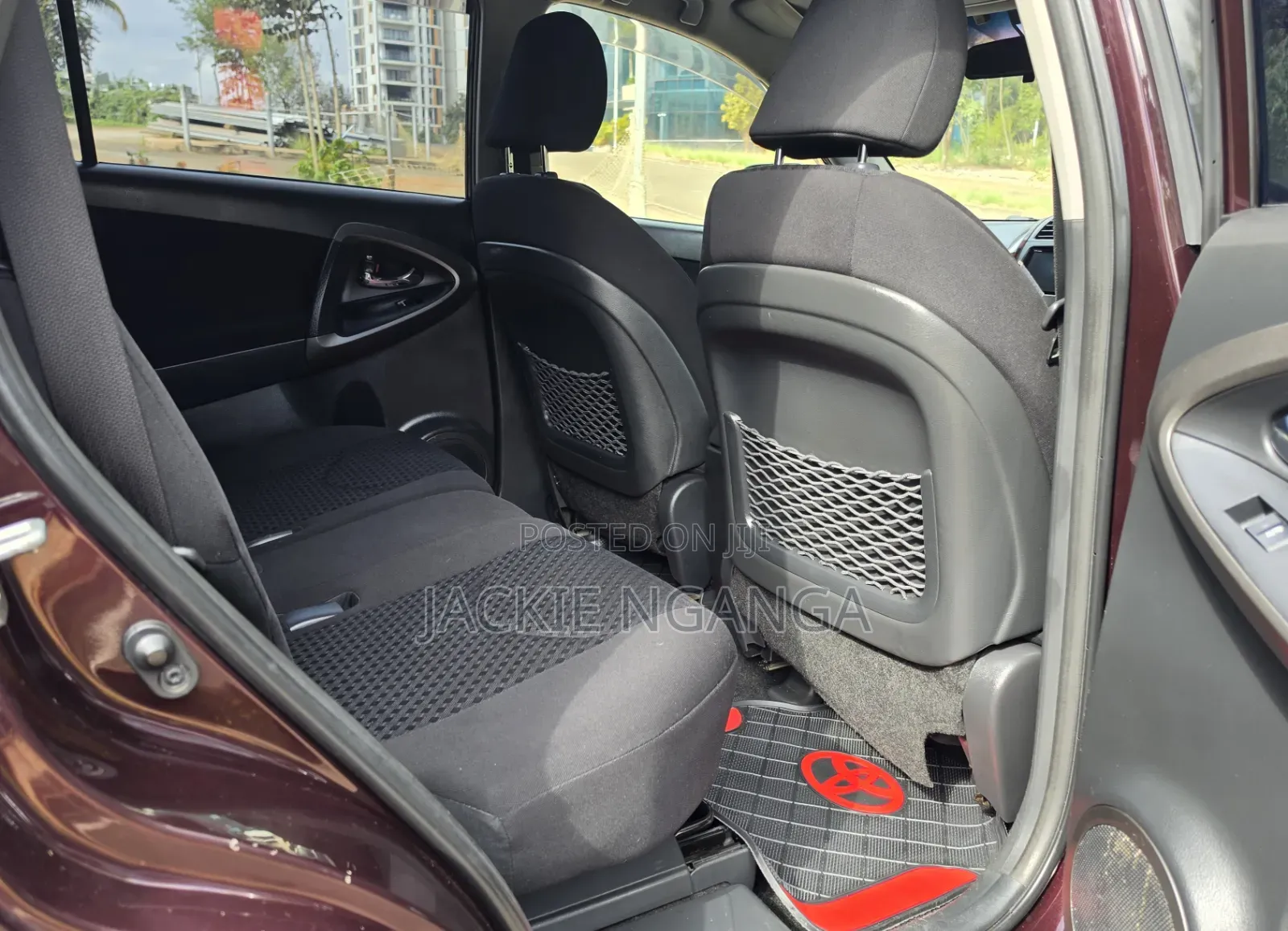 Toyota Vanguard 2011 Maroon