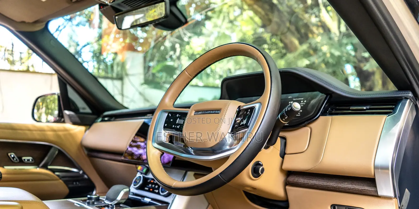 Land Rover Range Rover Vogue 2021 Gold