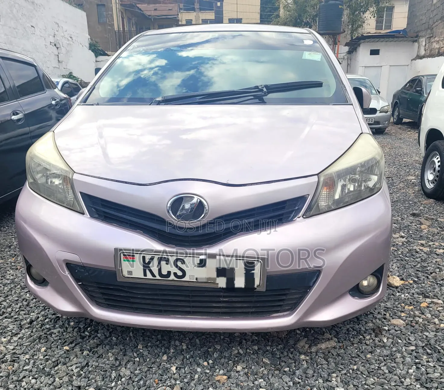 Toyota Vitz 2012 Pink