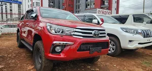 Toyota Hilux 2019 Red