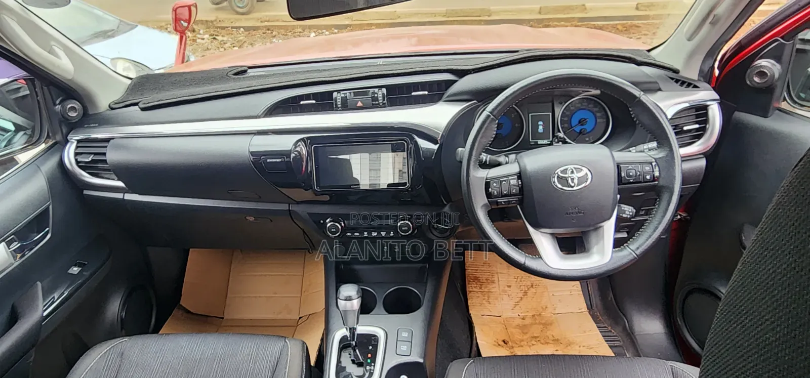 Toyota Hilux 2019 Red
