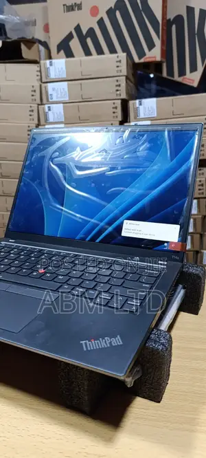 Lenovo ThinkPad T14s Gen 1 16GB Intel Core i5 SSHD (Hybrid) 256GB