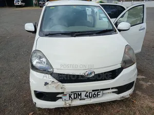 Daihatsu Mira 2016 White
