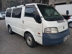 Nissan Vanette 2014 White