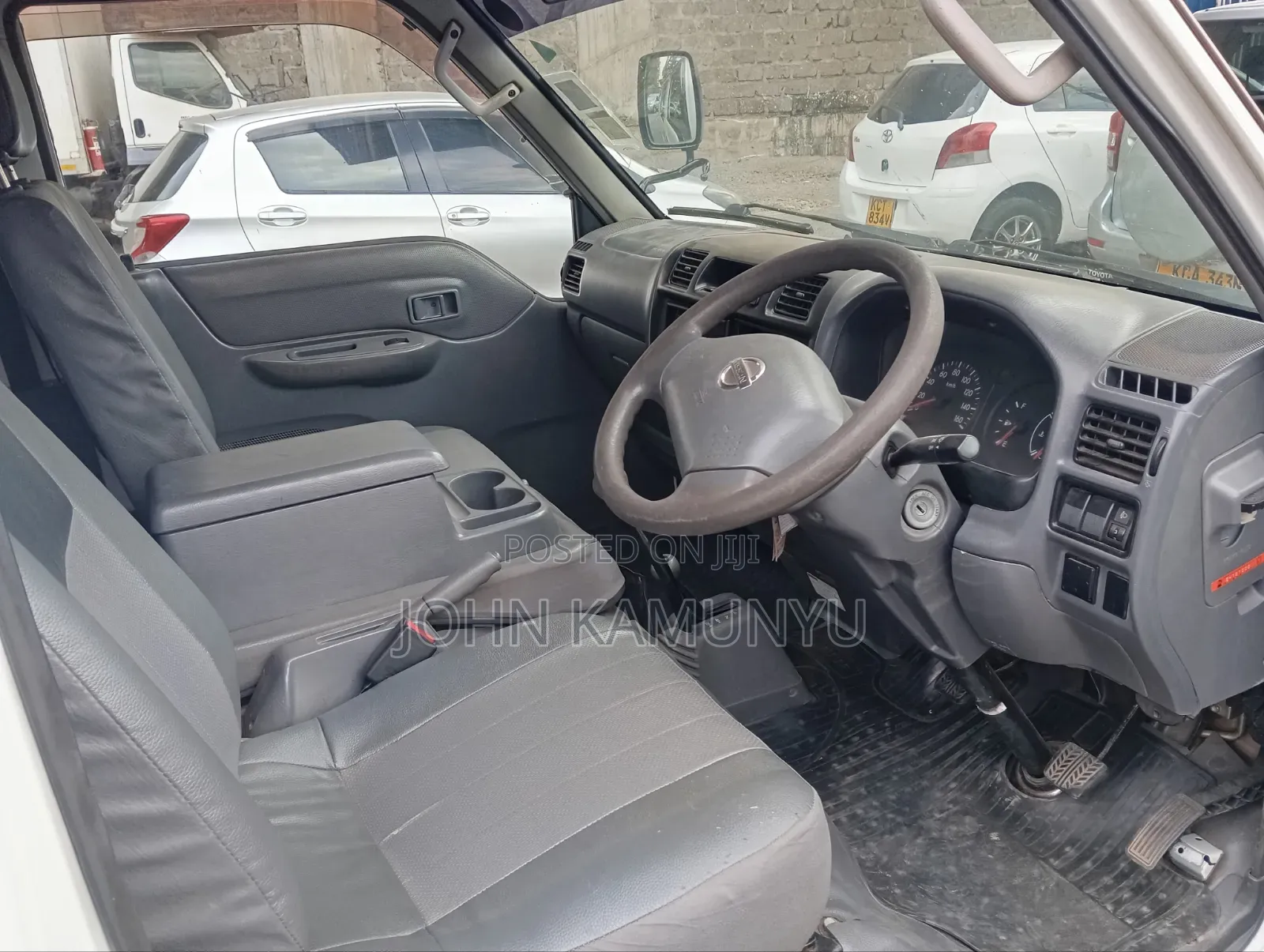 Nissan Vanette 2014 White