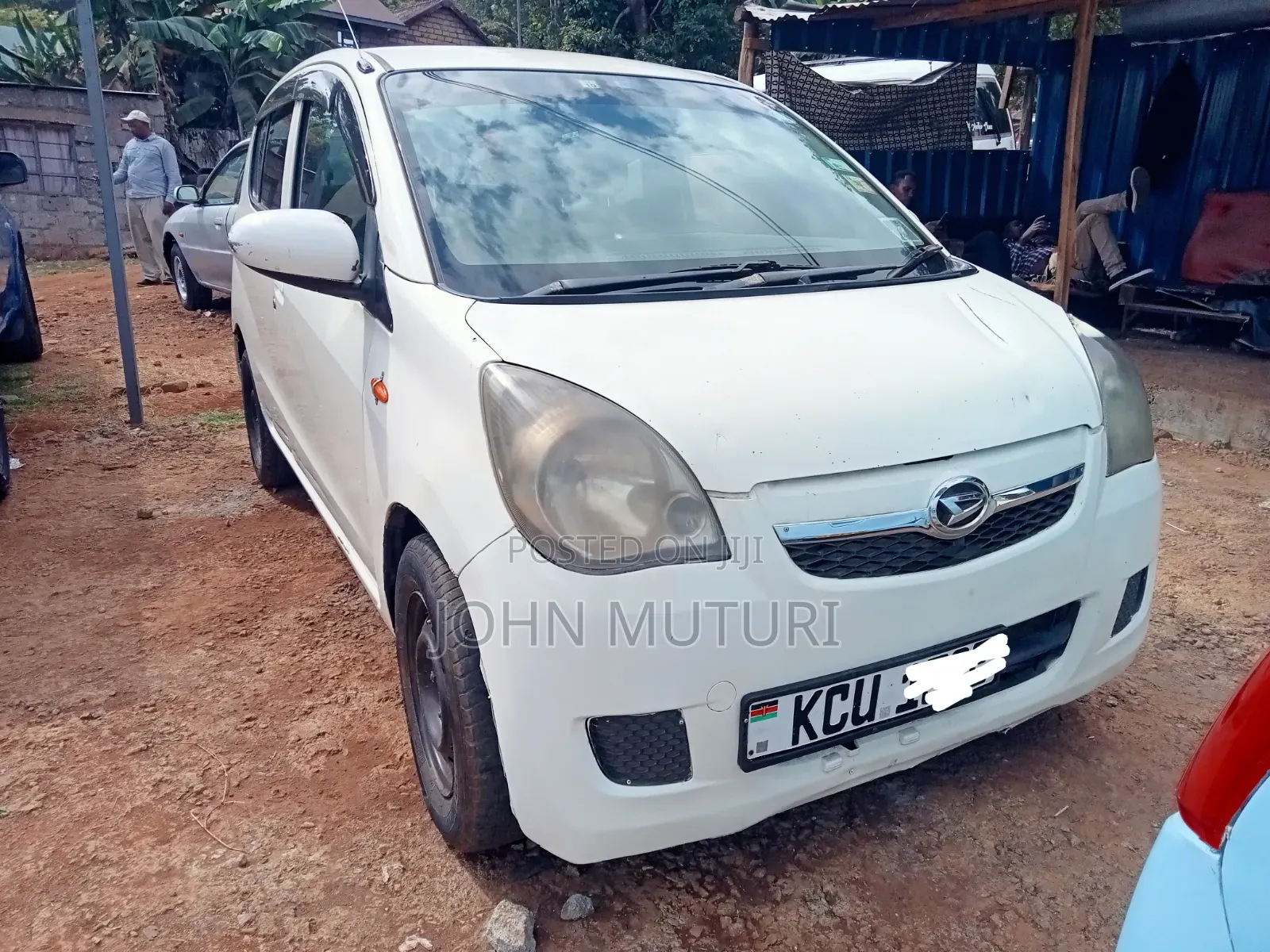 Daihatsu Mira 2012 White