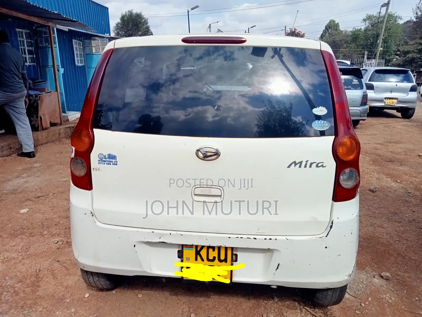 Daihatsu Mira 2012 White