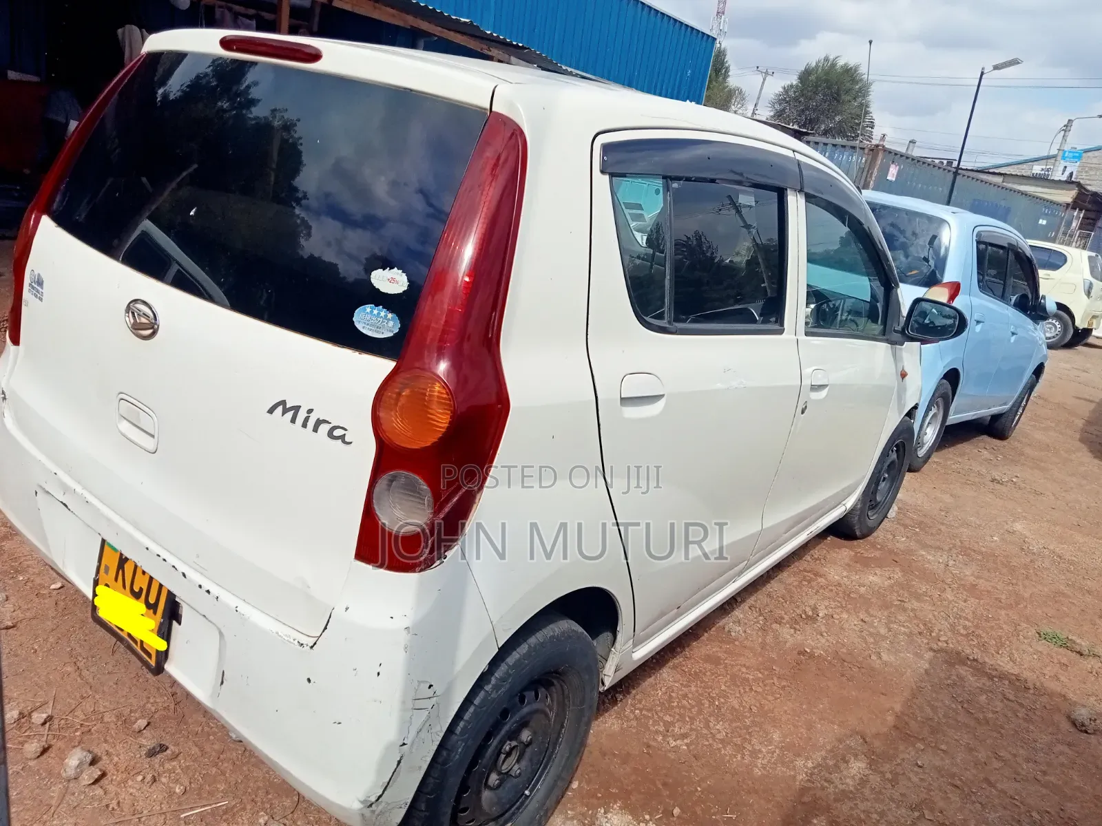 Daihatsu Mira 2012 White