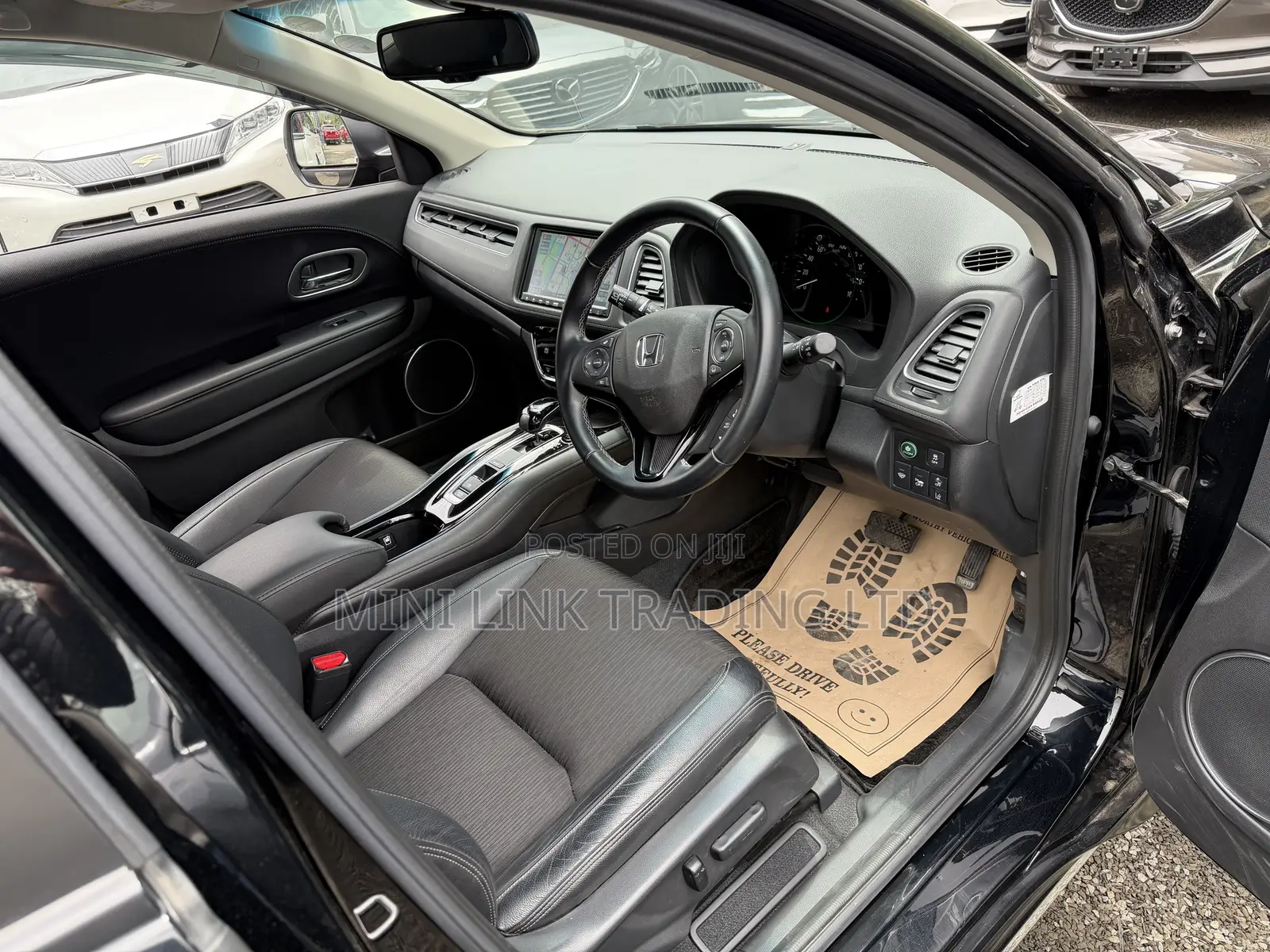 Honda Vezel 1.5 Hybrid 2WD 2019 Matt Black