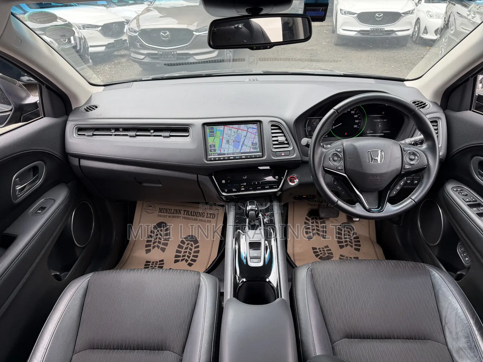 Honda Vezel 1.5 Hybrid 2WD 2019 Matt Black