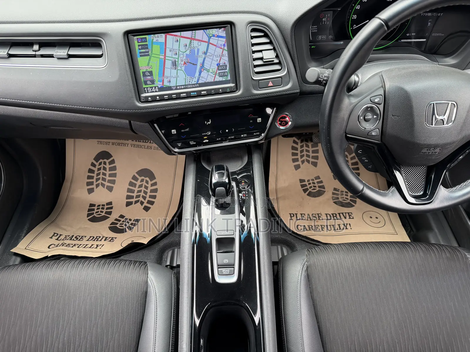 Honda Vezel 1.5 Hybrid 2WD 2019 Matt Black