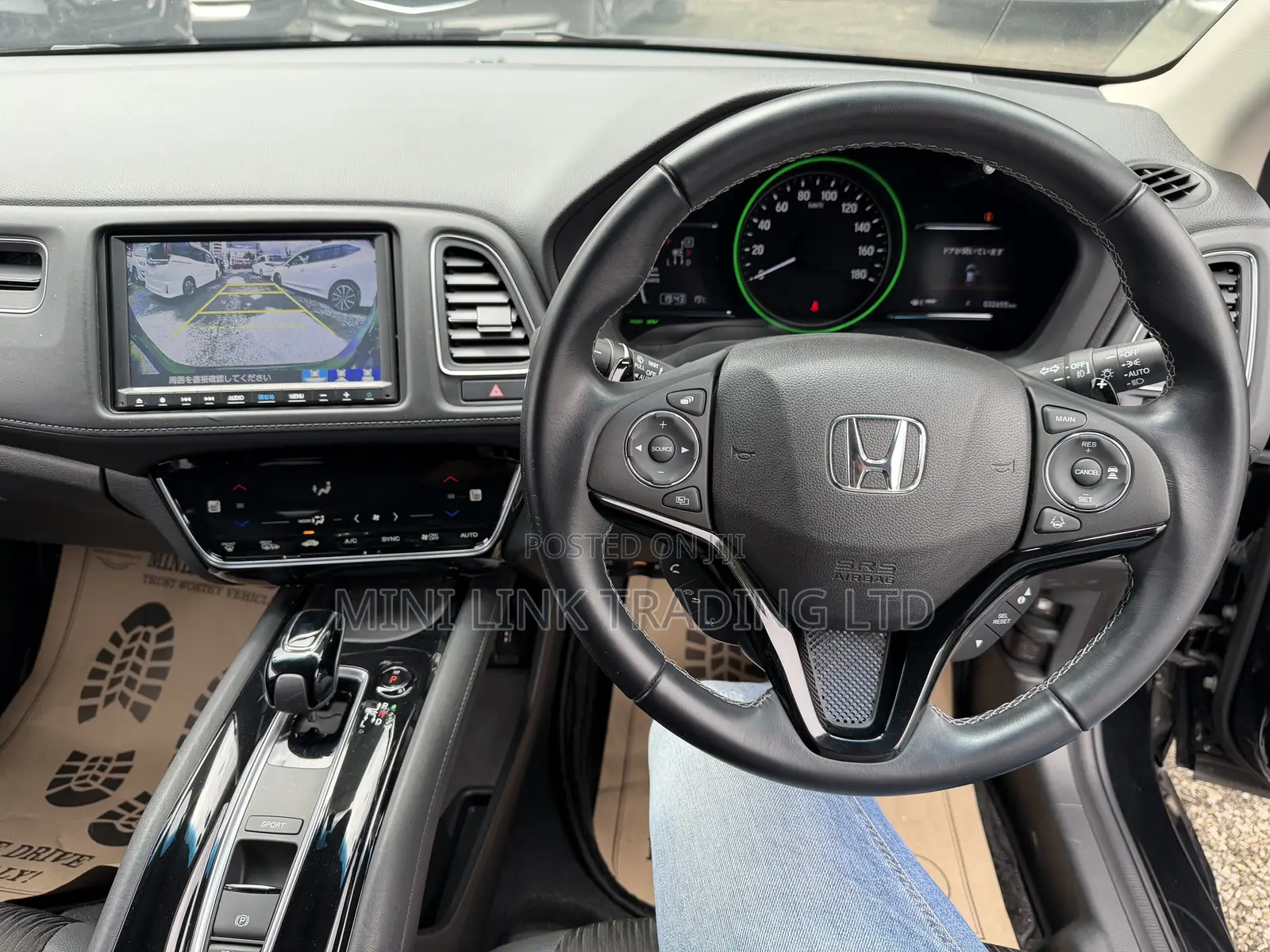 Honda Vezel 1.5 Hybrid 2WD 2019 Matt Black