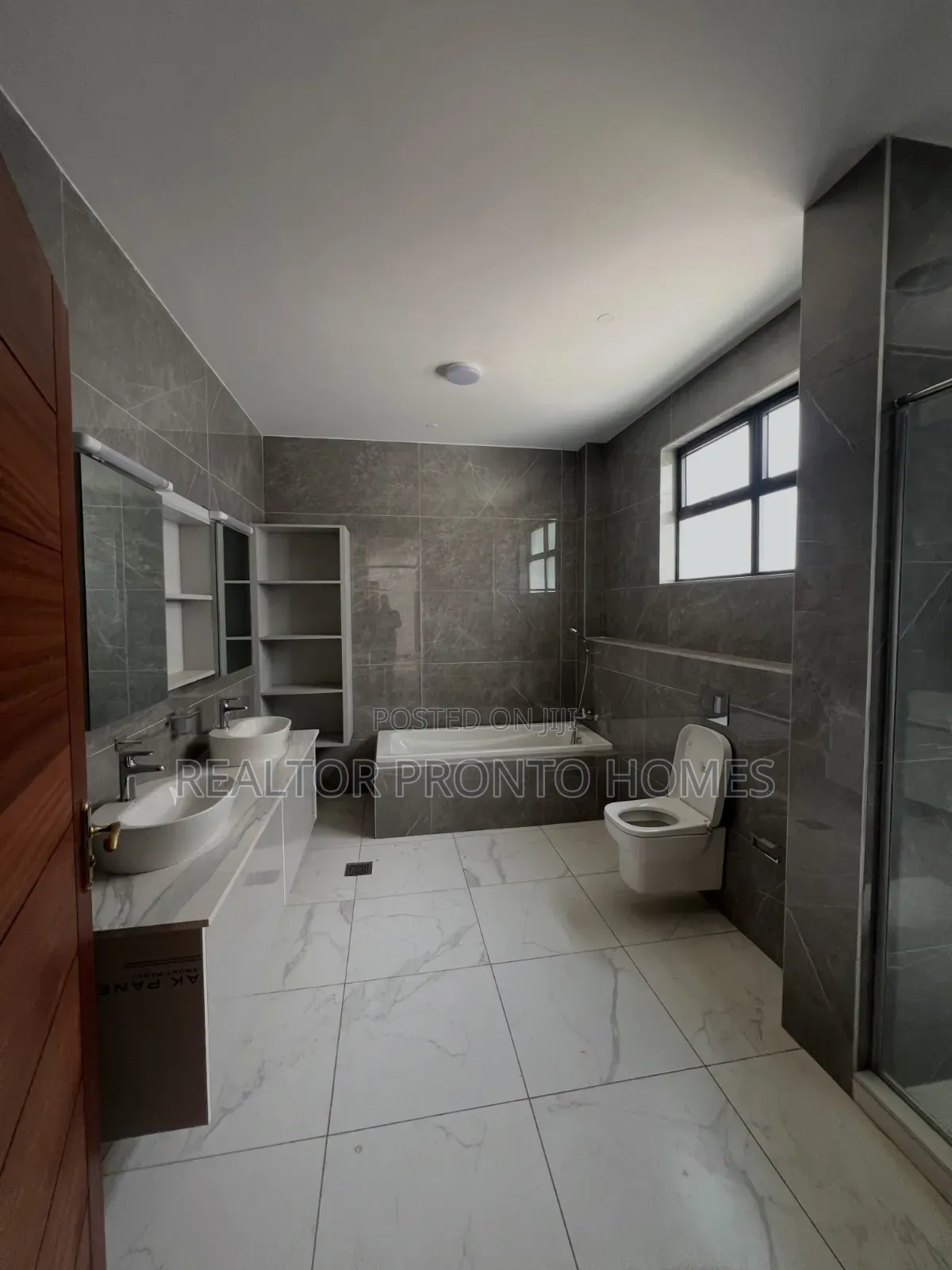 5bdrm Villa in Lavington, Muthangari for sale